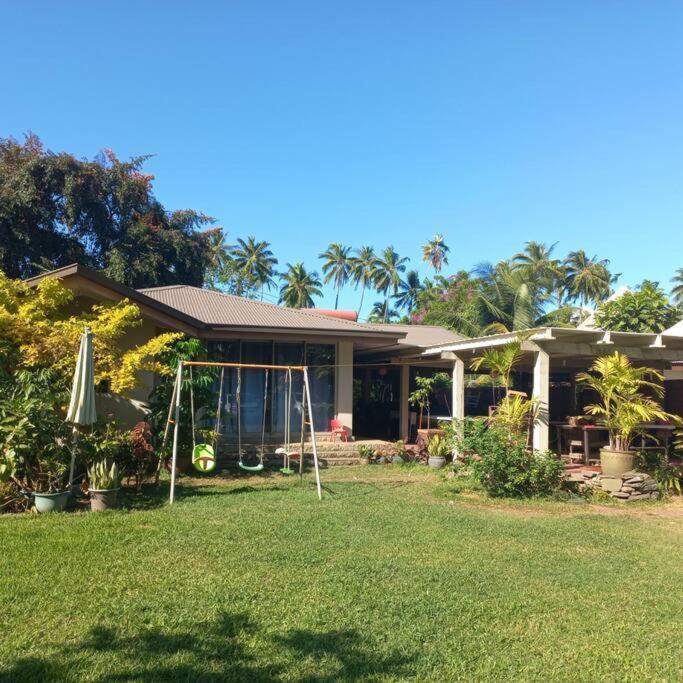 Iolana'S Beach House - Beautiful Home Punaauia (Tahiti) Exterior foto
